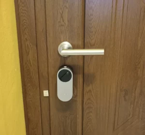 B and B Smart Lock NiRa Sardegna